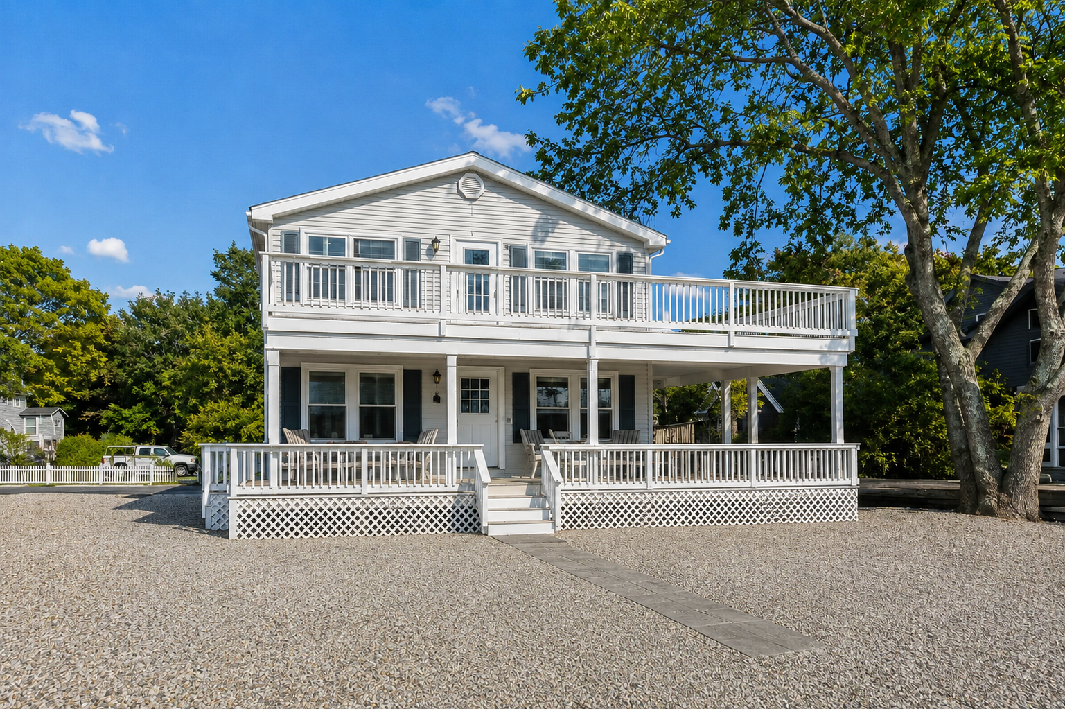 223-225 Stratford Ave, Beach Haven, NJ